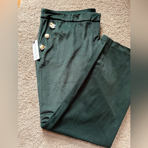 Maison d’Amelie Paris Green Velvet Pants - Picture 2 of 4